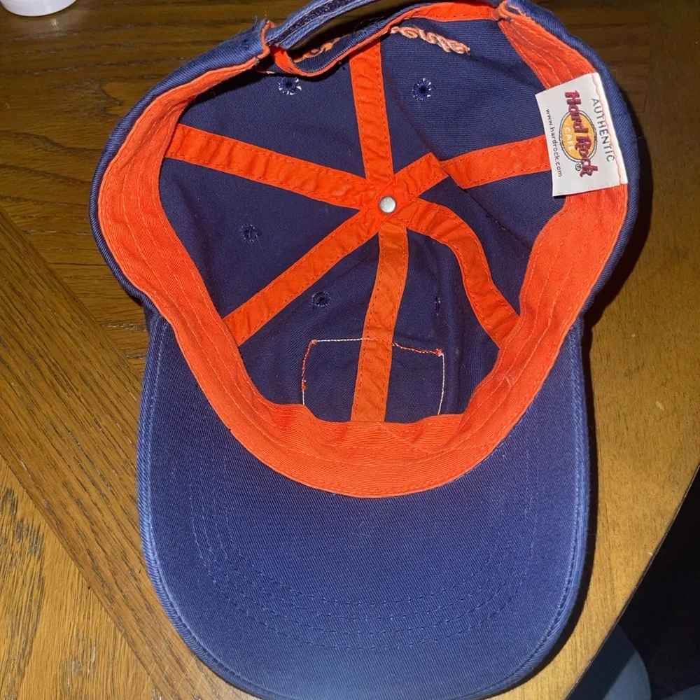 Hard Rock Cafe Navy Adjustable Cap Embroidered Logo Love all Serve All - Picture 2 of 6